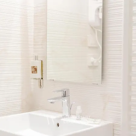 Wanderlust Experience Stone House *