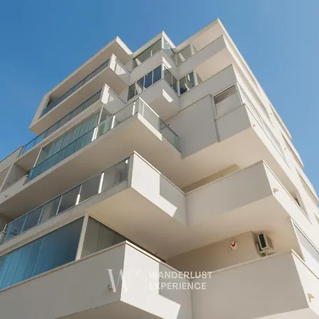 Wanderlust Experience Stone House شقة باري
