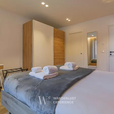 Wanderlust Experience Stone House *